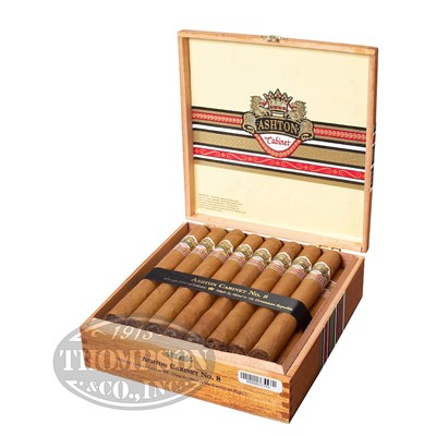 Ashton Cabinet Selection No 7 Toro Connecticut Thompson Cigar